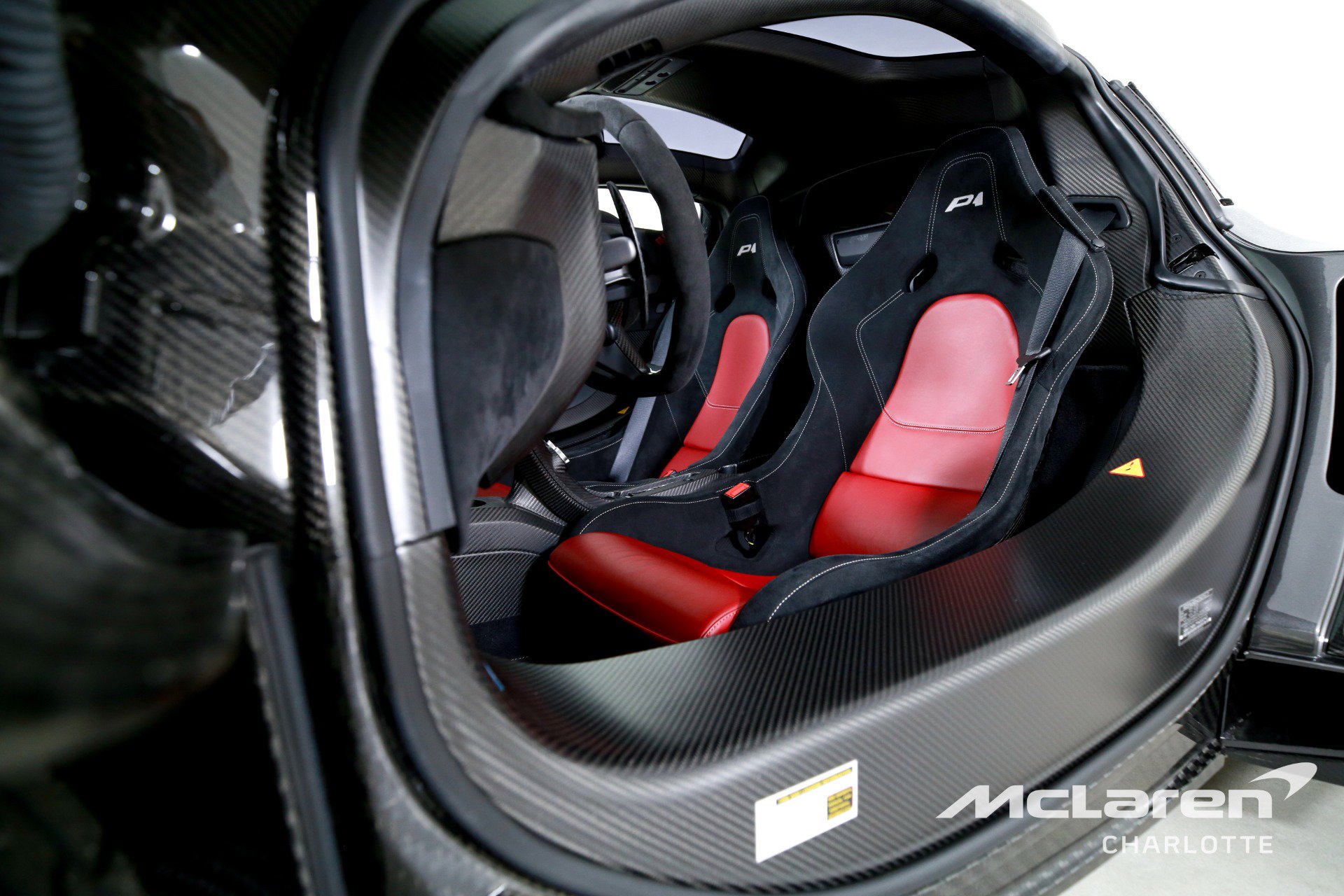 Used 2015 McLaren P1 photo 12