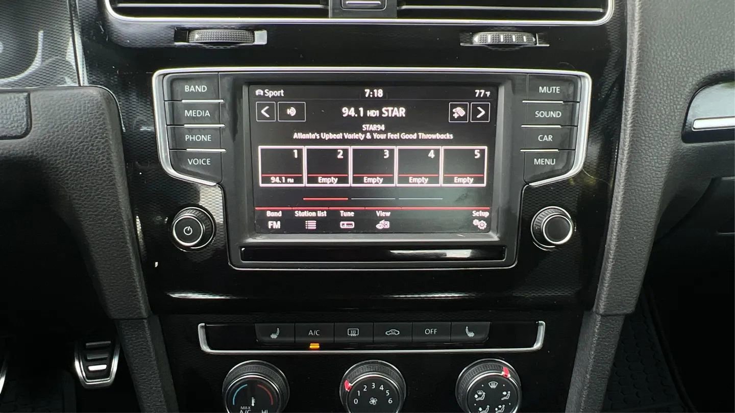 2017 Volkswagen GTI SE