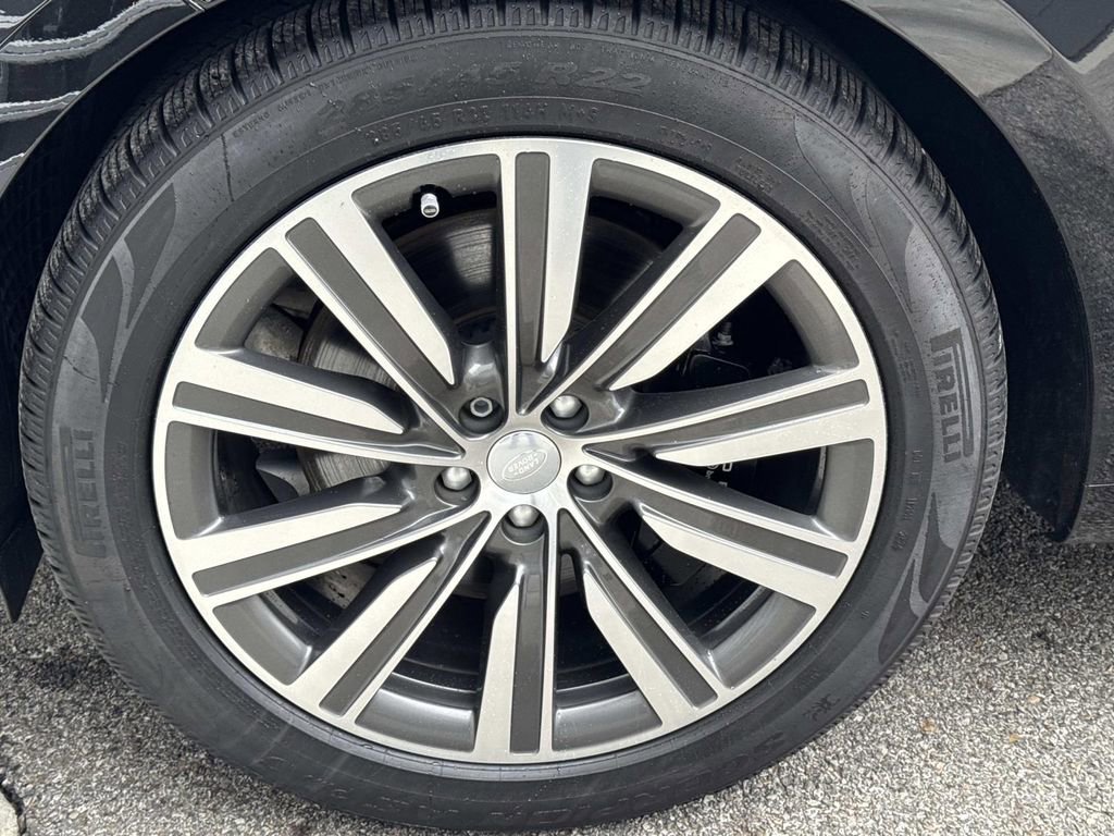 2023 Land Rover Range Rover SE