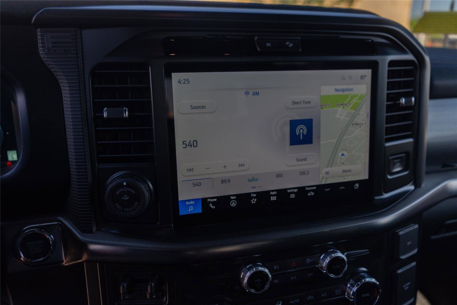 2025 Ford F150 Lariat