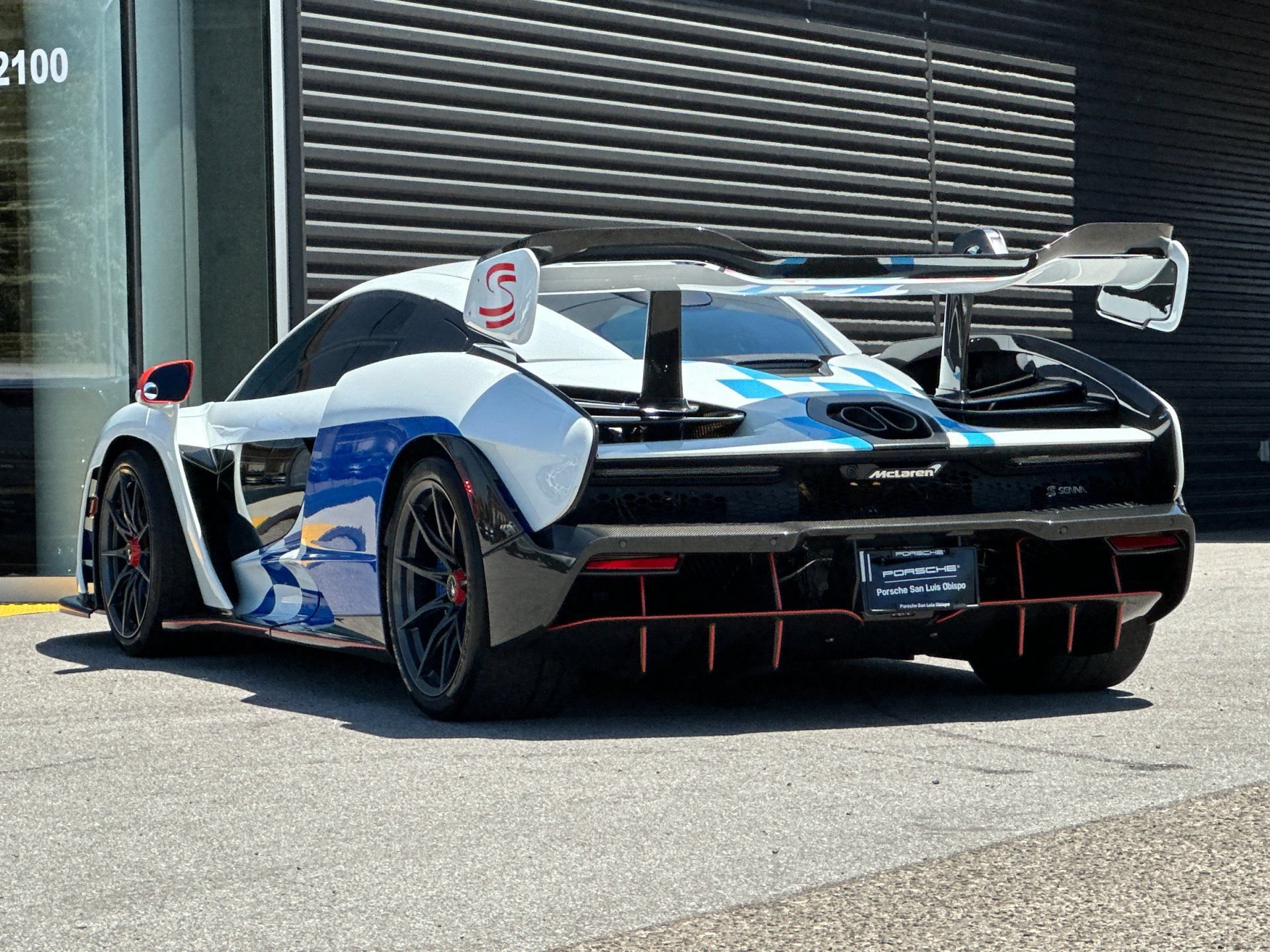 Used 2019 McLaren Senna photo 3