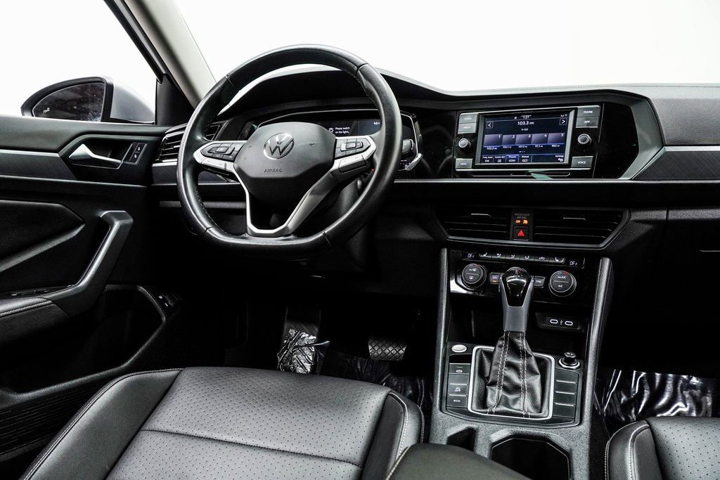 2024 Volkswagen Jetta SE