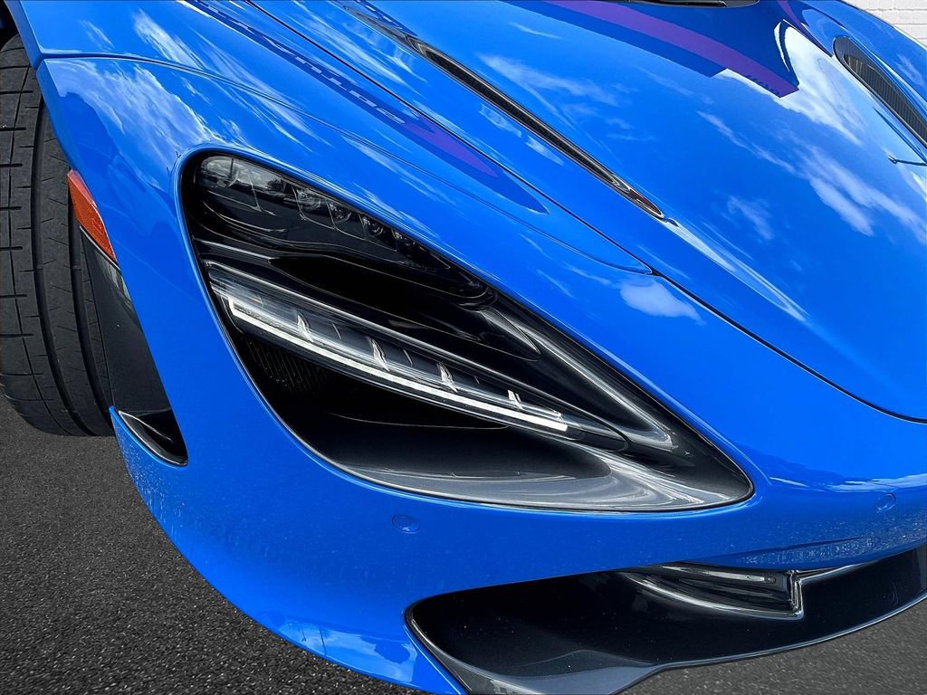 Used 2020 McLaren 720S Performance photo 18