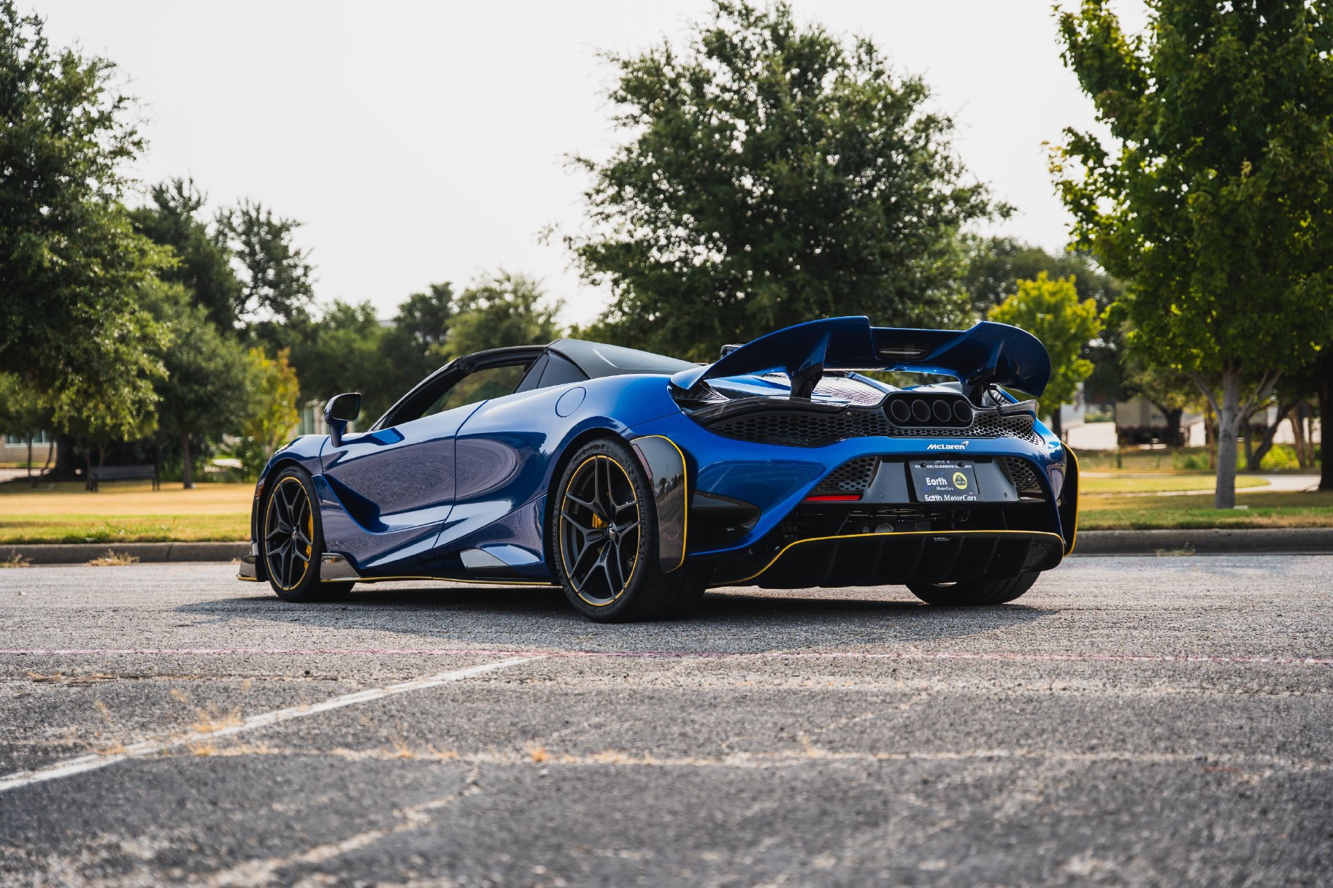 Used 2022 McLaren 765LT photo 31