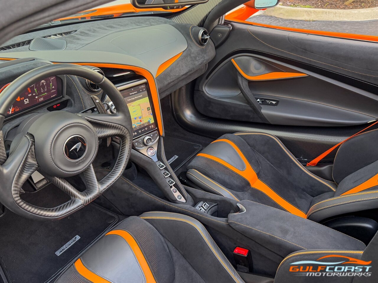 Used 2022 McLaren 720S Performance photo 16