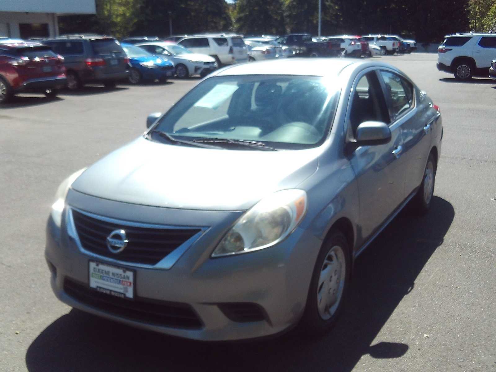 Used 2014 Nissan Versa SV