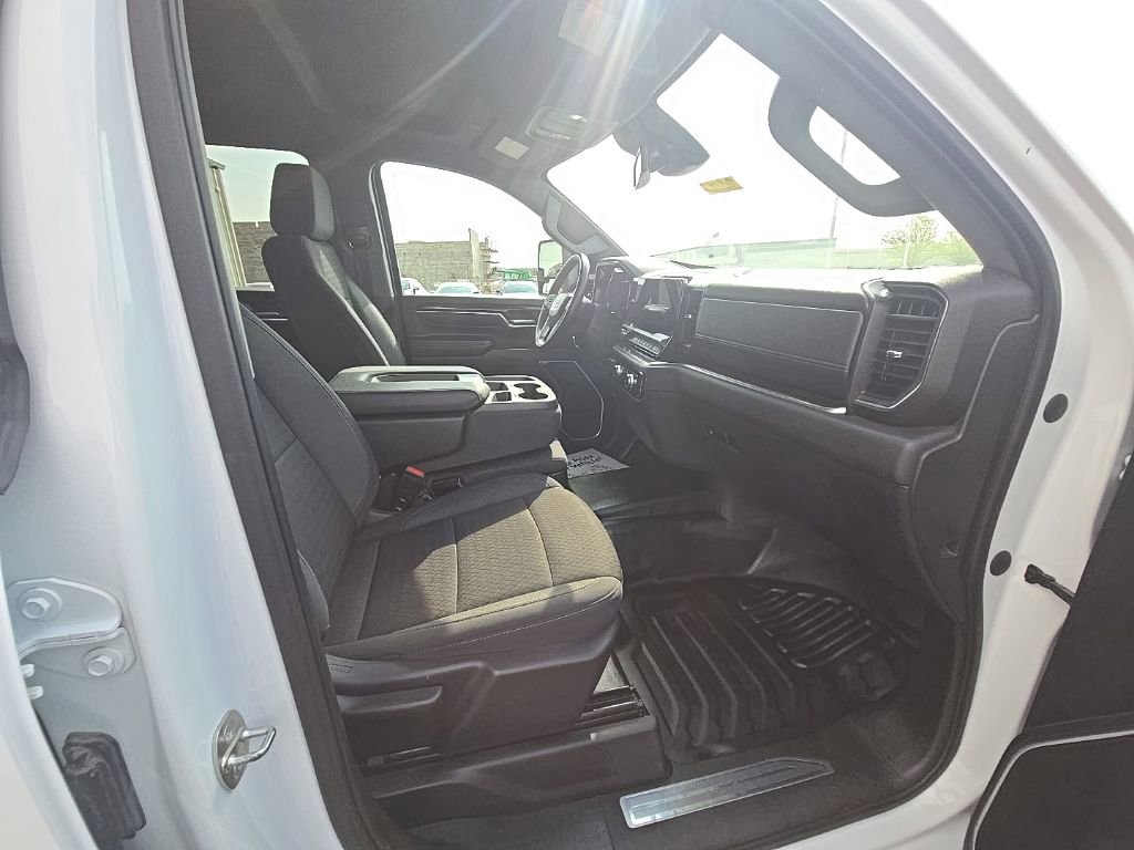 2024 GMC Sierra 3500 SLE