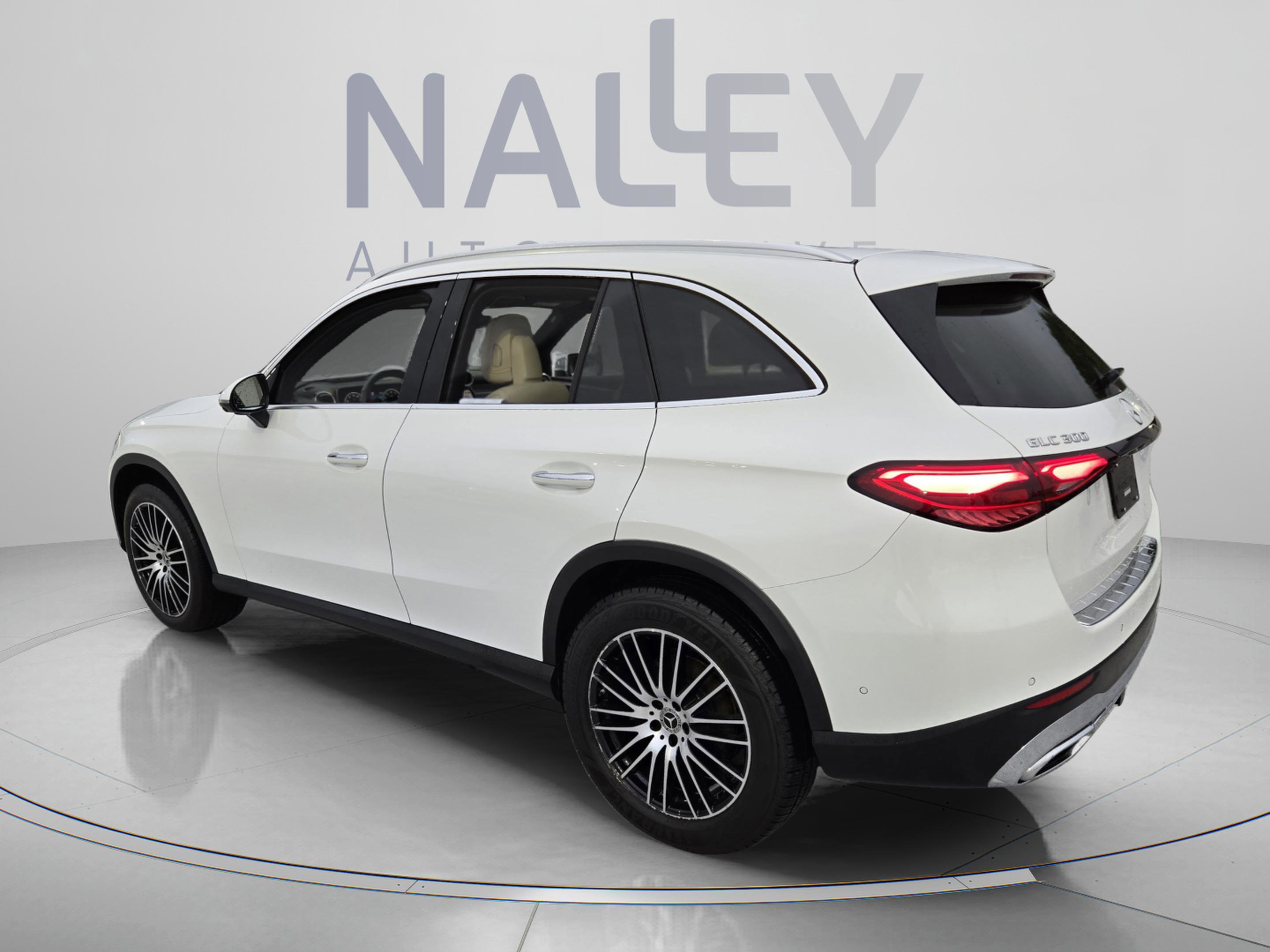 2024 Mercedes-Benz GLC 300