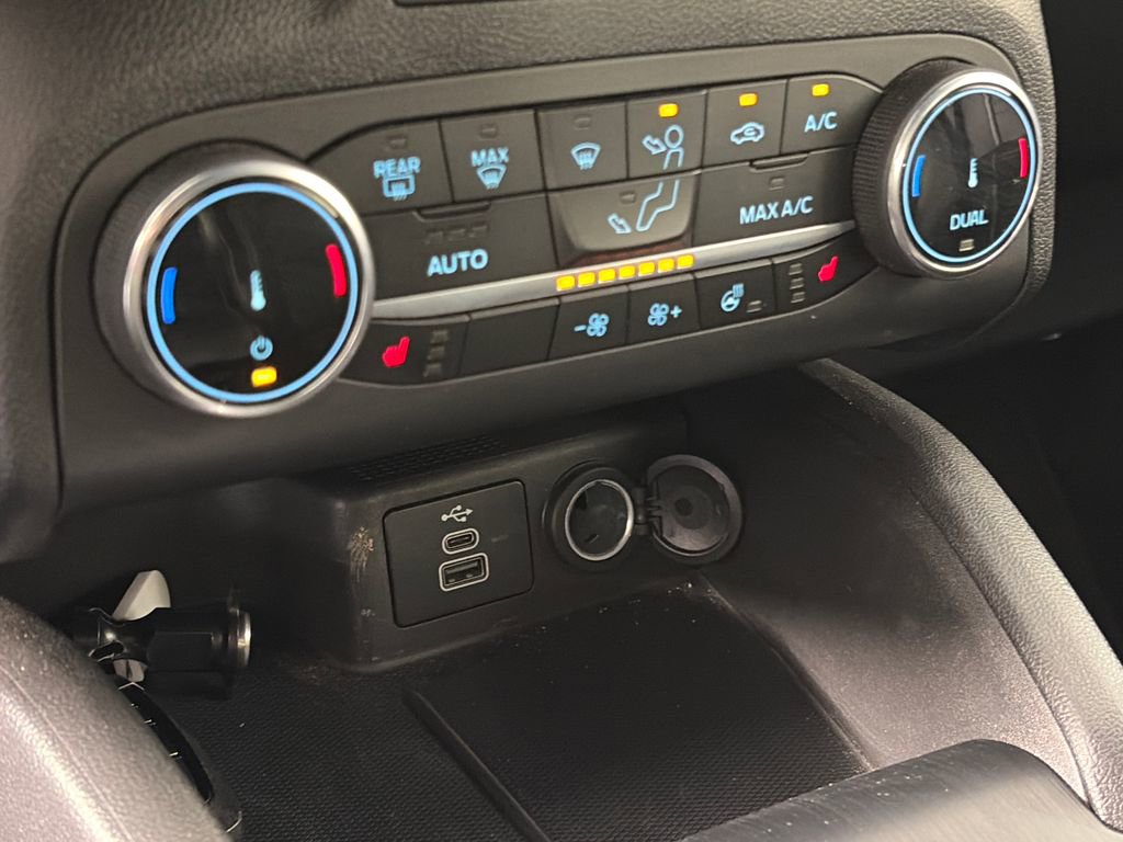 2025 Ford Escape ST-Line Select