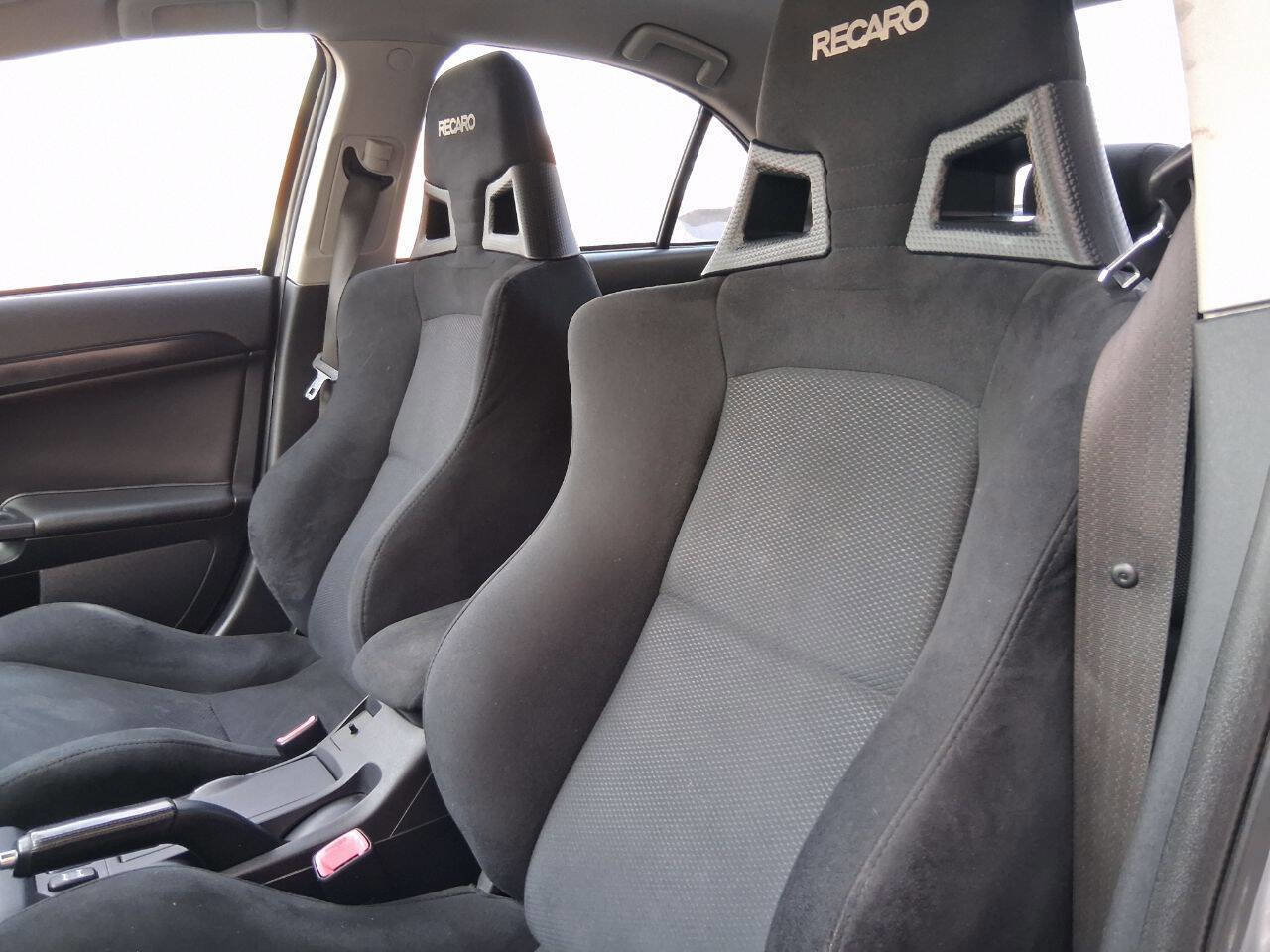 2012 Mitsubishi Lancer Evolution MR