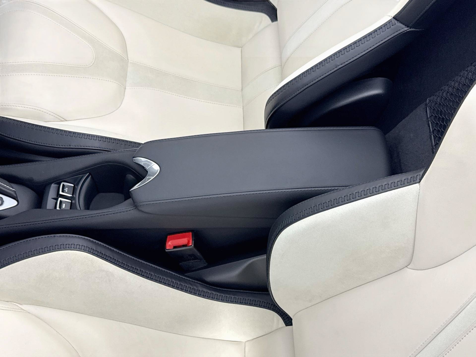 Used 2024 McLaren 750S Spider photo 36