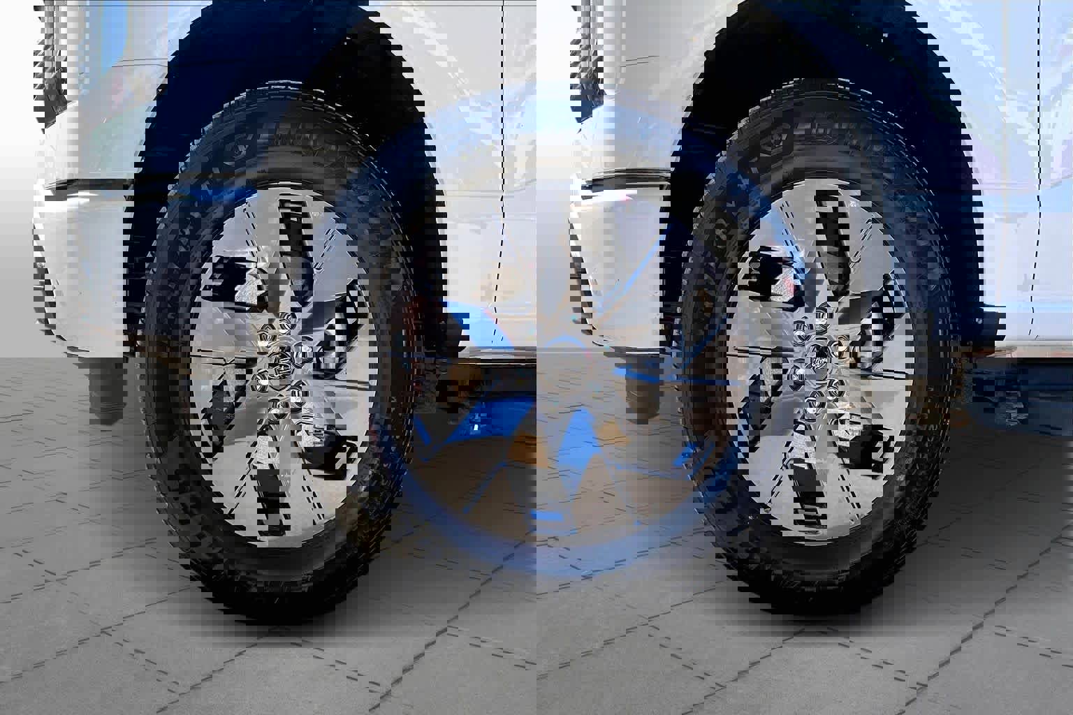 2025 Ford F150 Lightning Flash