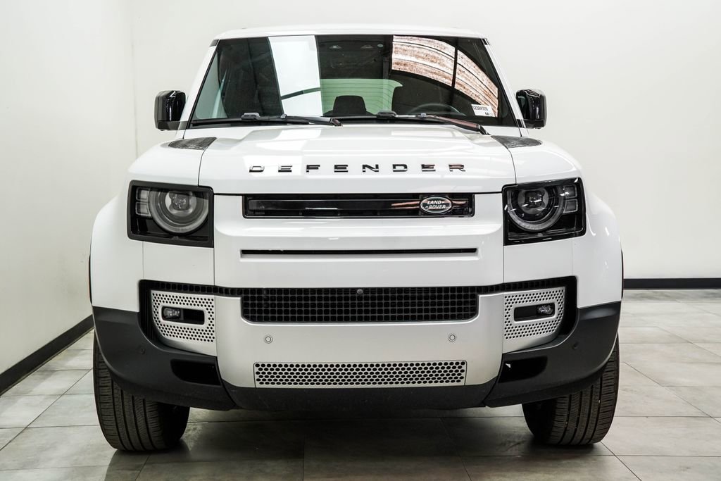 2025 Land Rover Defender 110 S