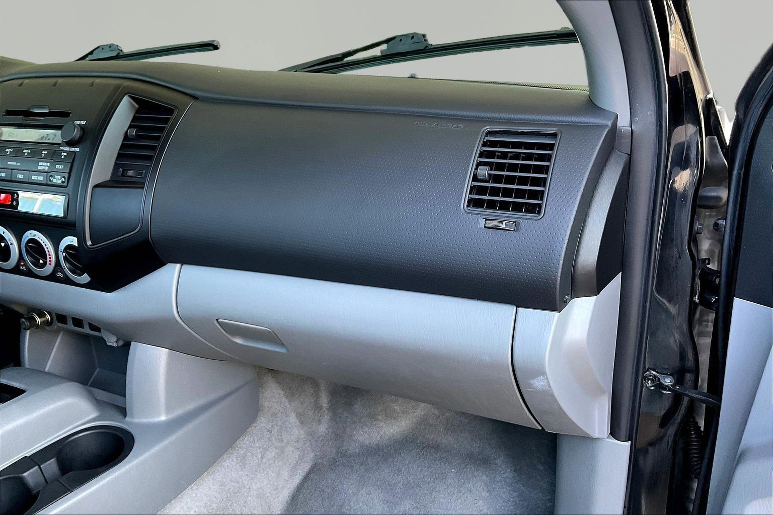 2010 Toyota Tacoma 2WD Regular Cab