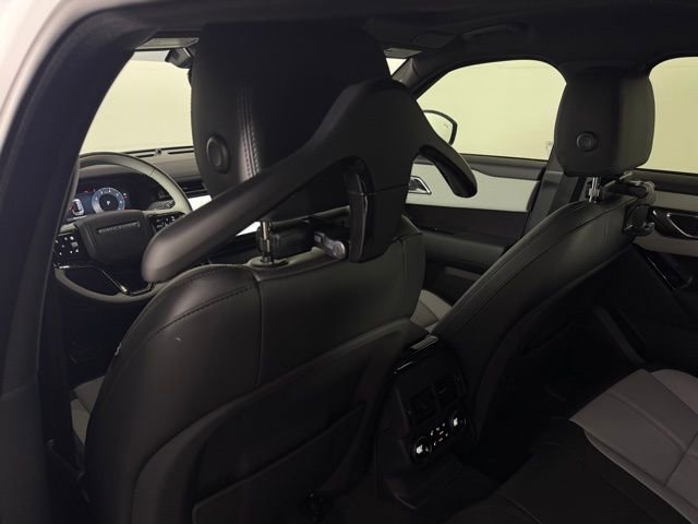 2026 Land Rover Range Rover Velar Dynamic SE