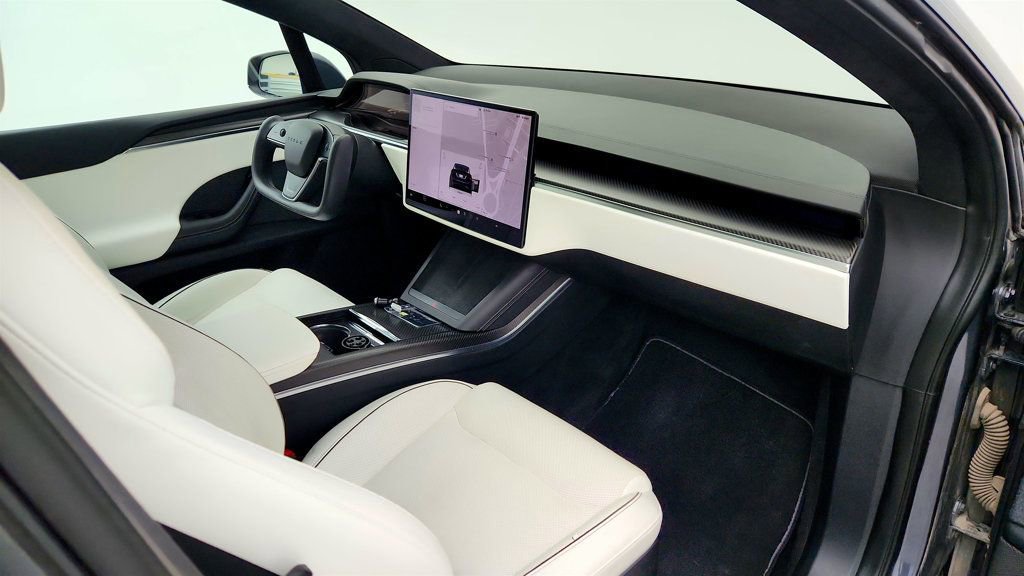 2022 Tesla Model X Plaid