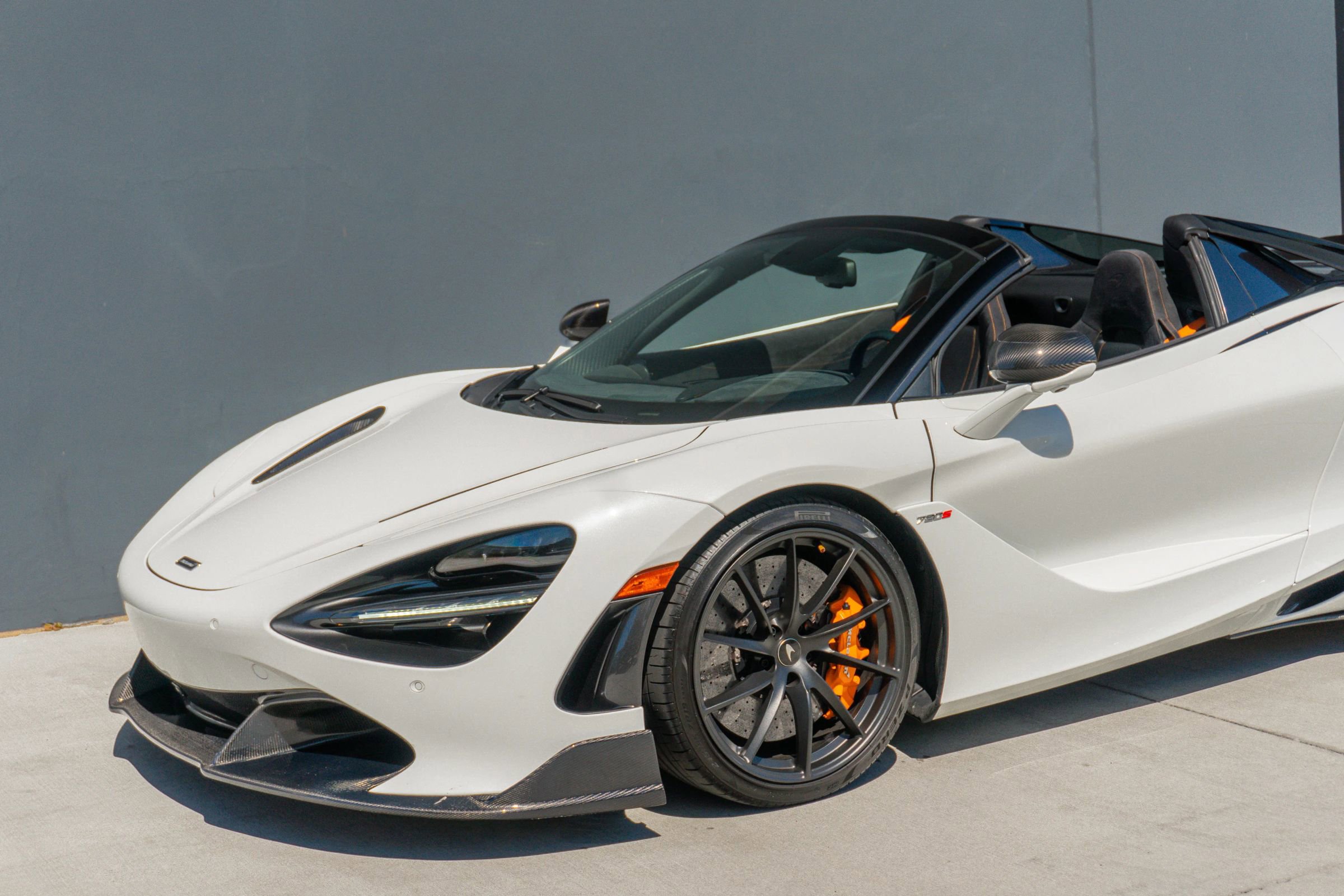 Used 2021 McLaren 720S Spider photo 48