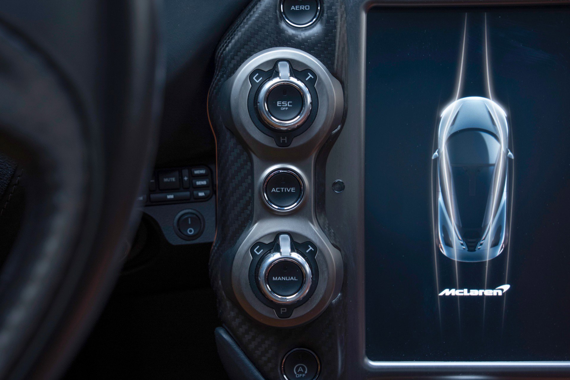 Used 2018 McLaren 720S Performance photo 57
