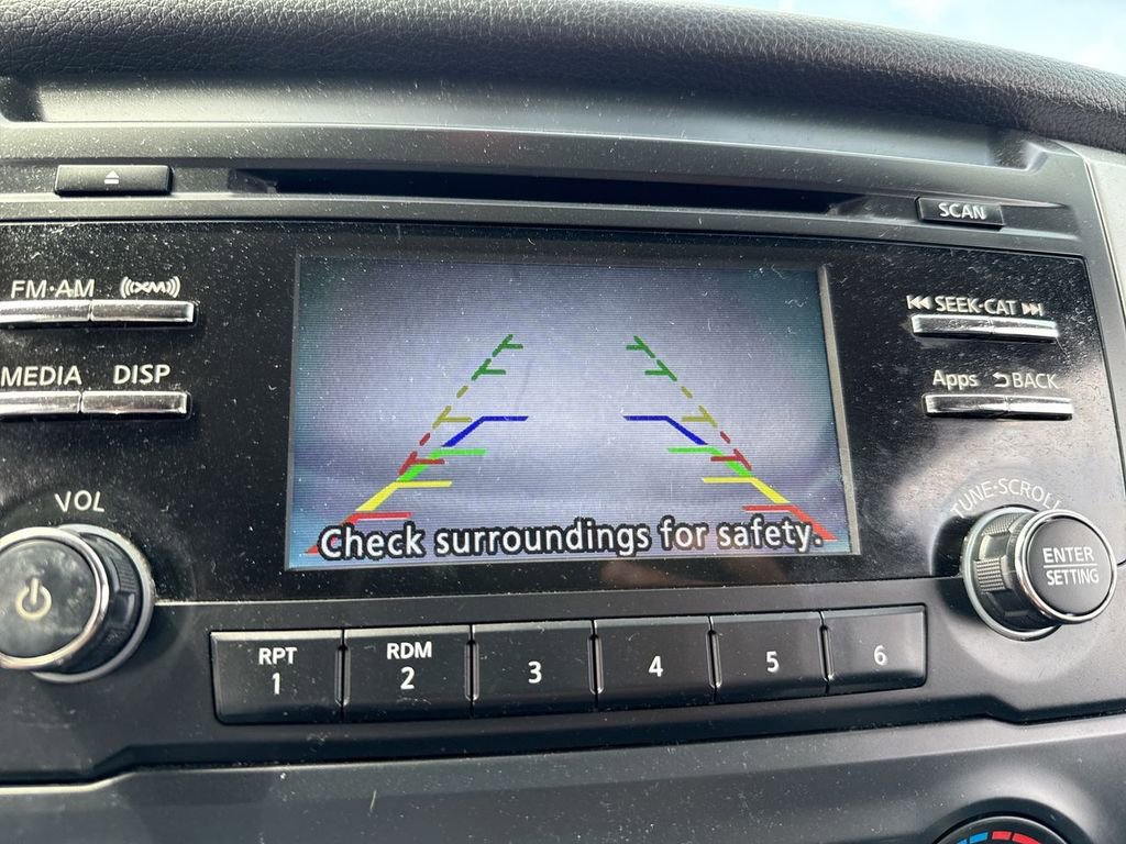 2017 Nissan Titan SV