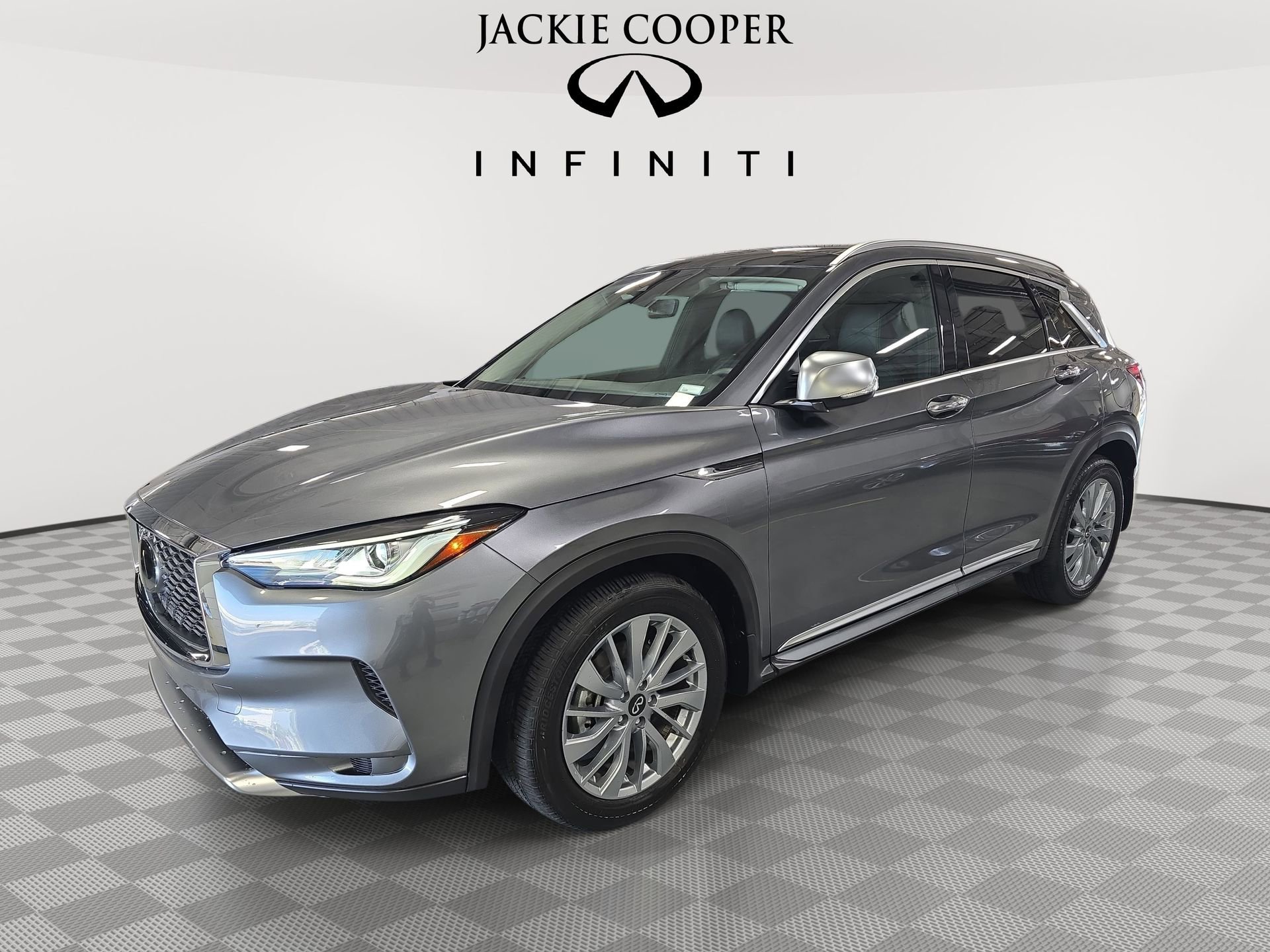 Certified 2025 INFINITI QX50 Luxe w/ Accent Package