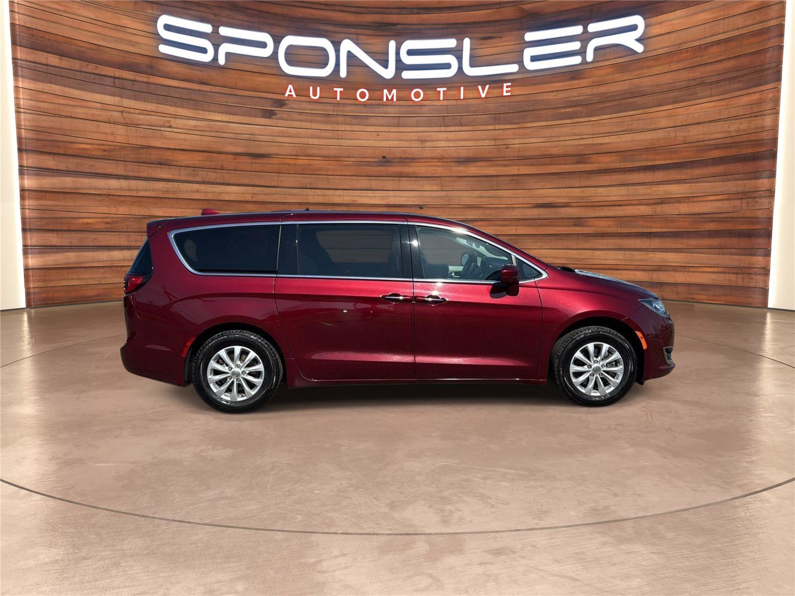 2018 Chrysler Pacifica Touring Plus