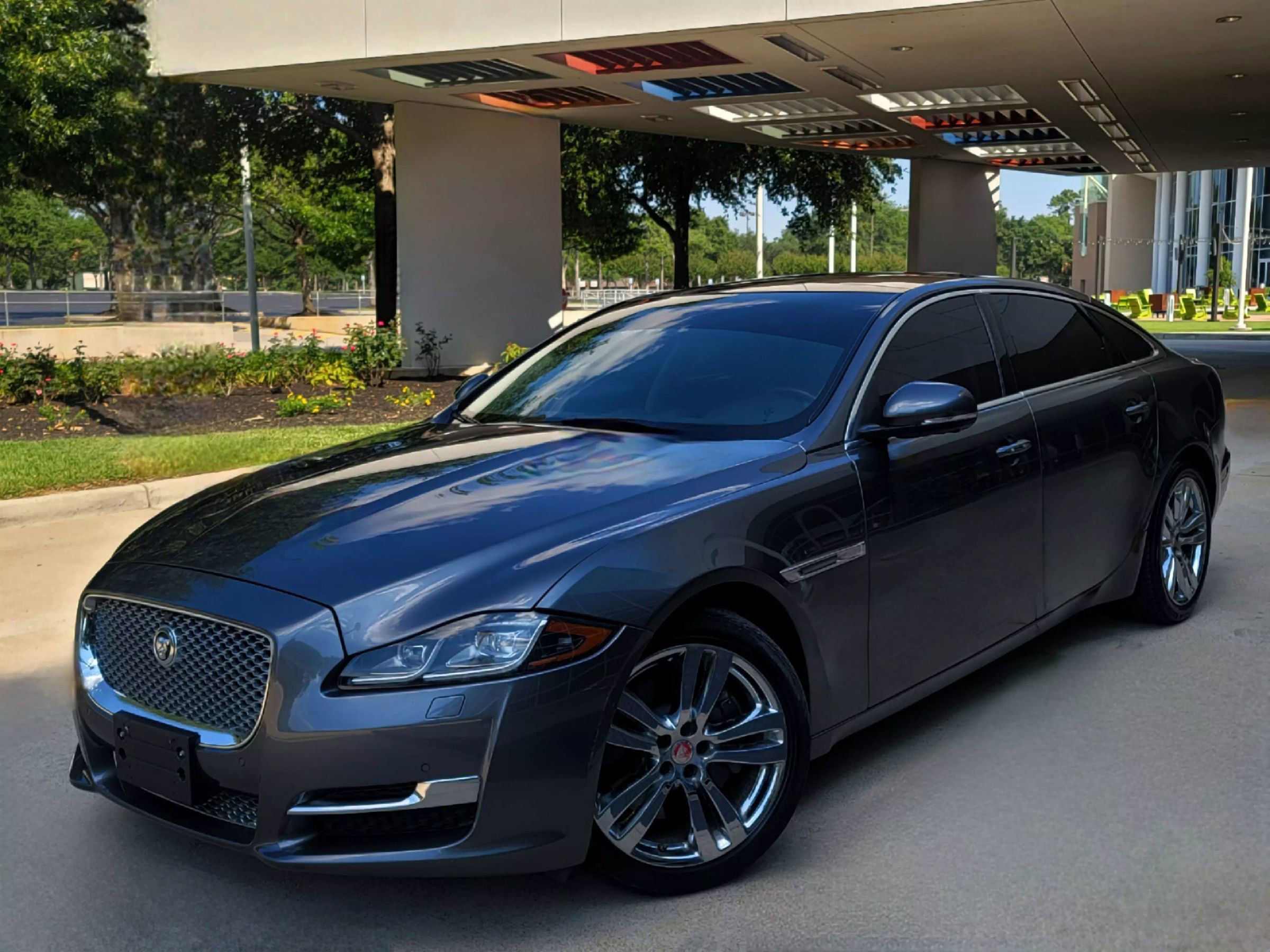 2016 Jaguar XJL Portfolio