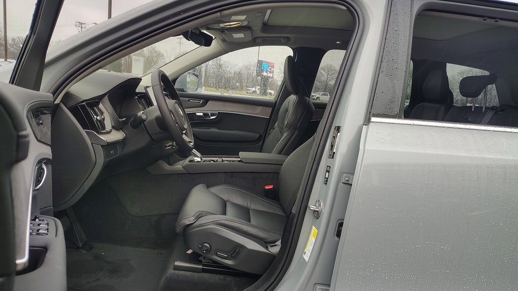 2026 Volvo Xc90 B6 Ultra