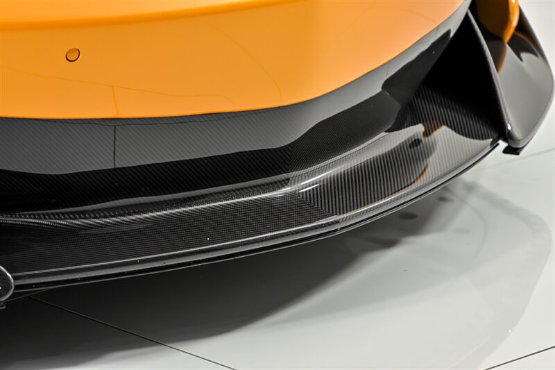 Used 2019 McLaren 600LT photo 7