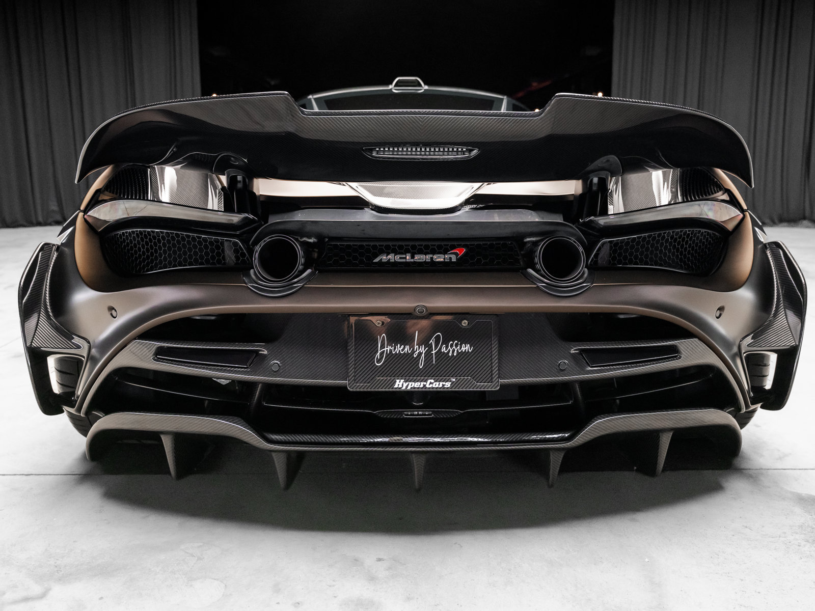 Used 2018 McLaren 720S Luxury photo 48