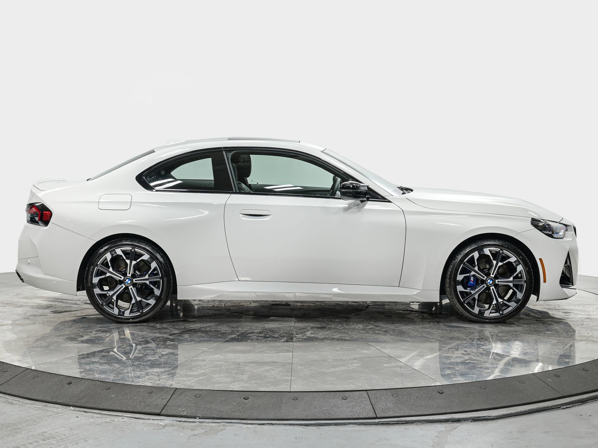 2025 BMW M240i xDrive Coupe