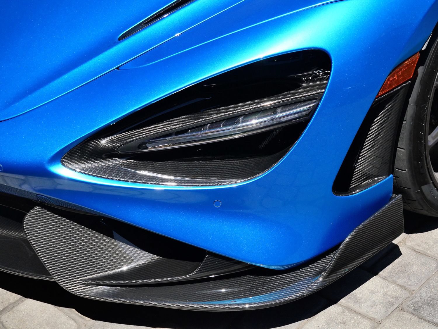 Used 2022 McLaren 765LT photo 19