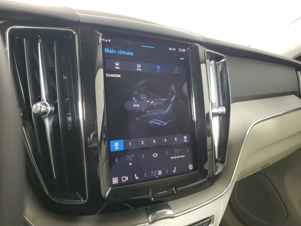 2023 Volvo Xc60 B5 Plus