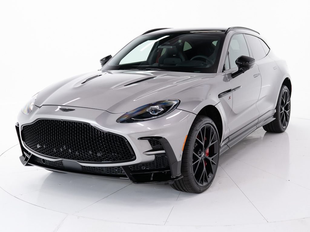 New 2026 Aston Martin DBX 707