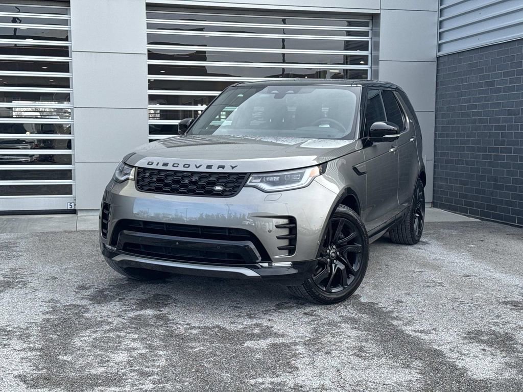 2025 Land Rover Discovery Dynamic SE