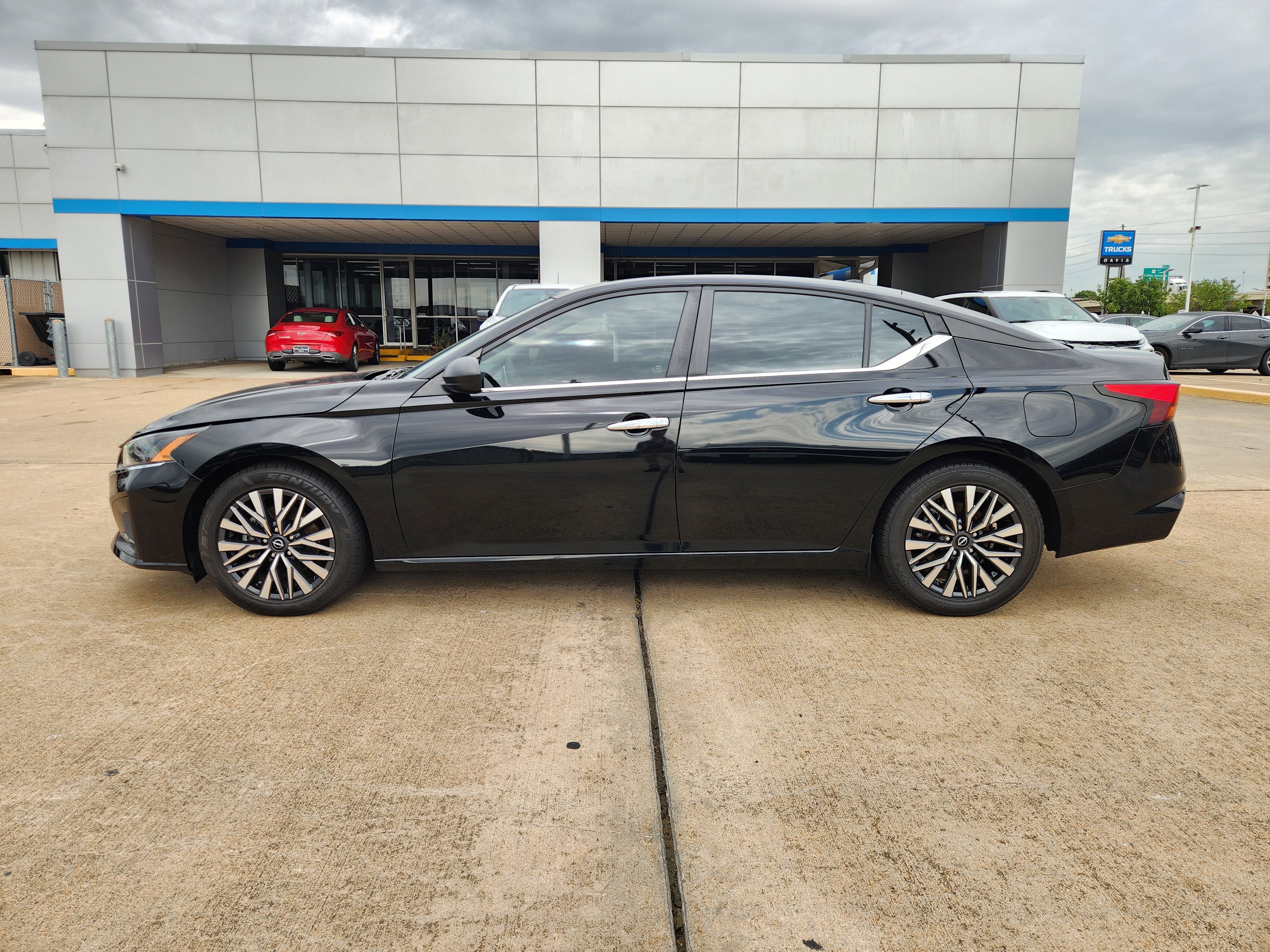 2024 Nissan Altima 2.5 SV