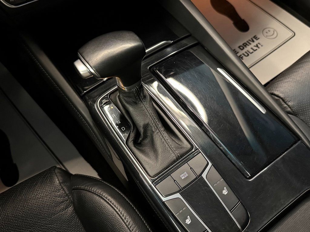 2018 Kia Cadenza Premium