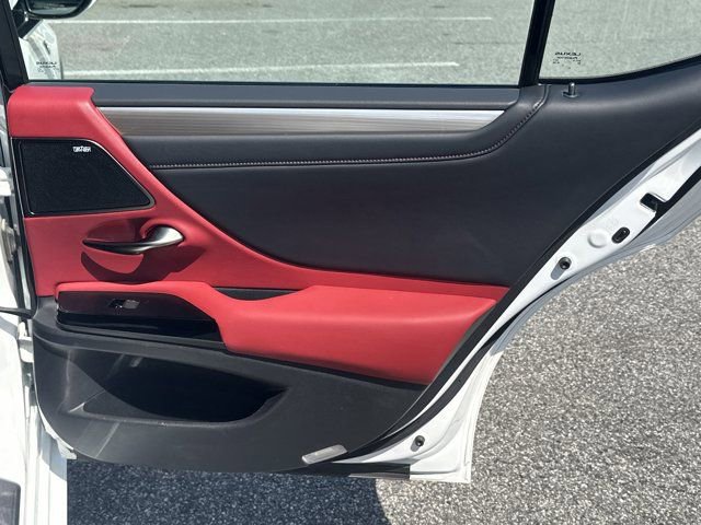 2024 Lexus ES 300h F Sport