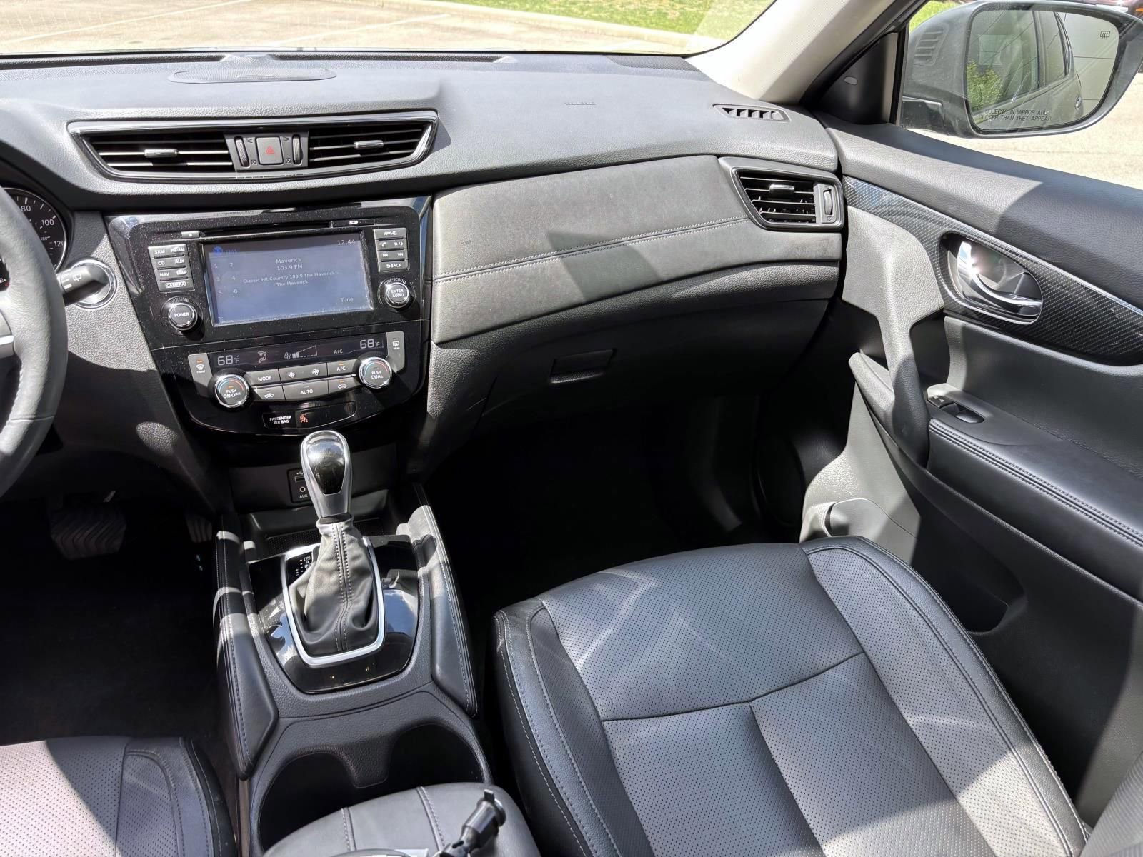 2017 Nissan Rogue SL