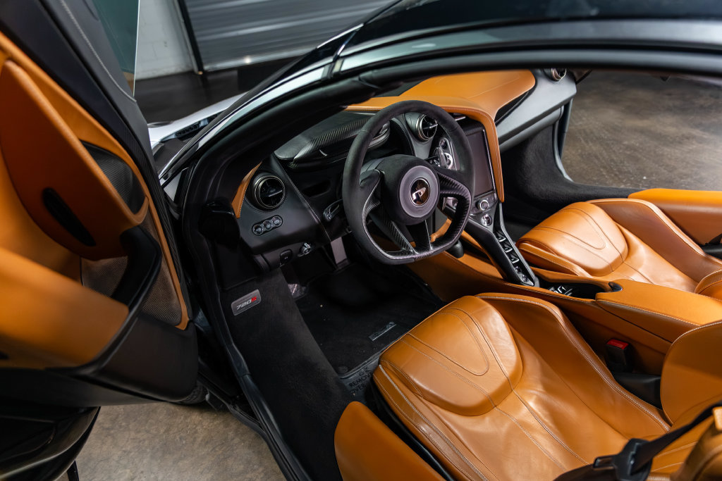 Used 2020 McLaren 720S Luxury photo 46