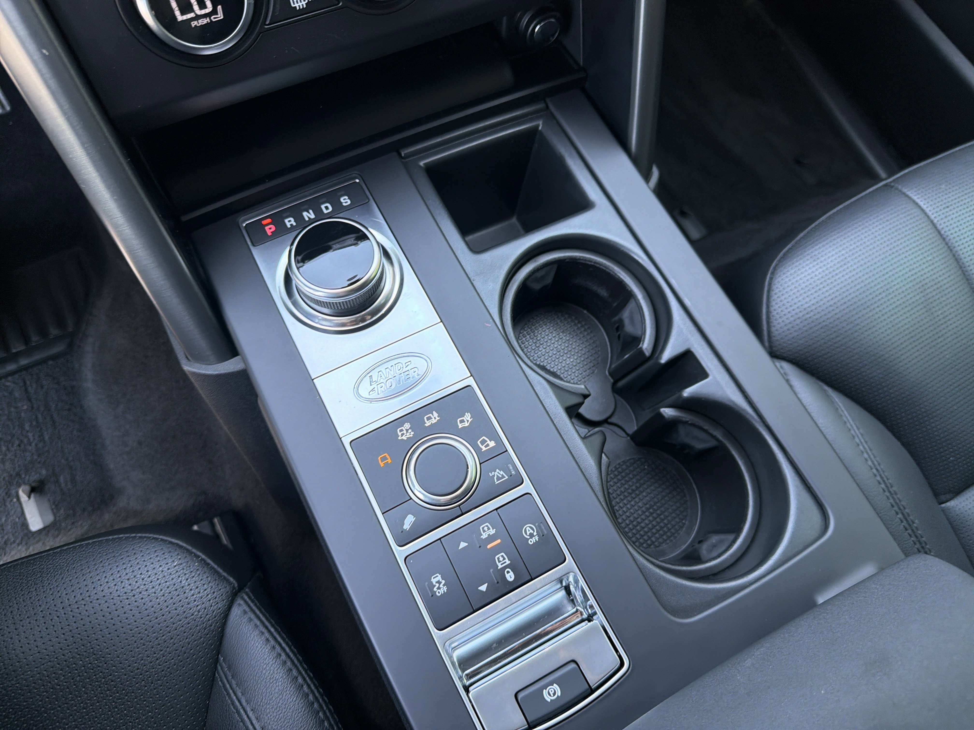 2020 Land Rover Discovery Landmark