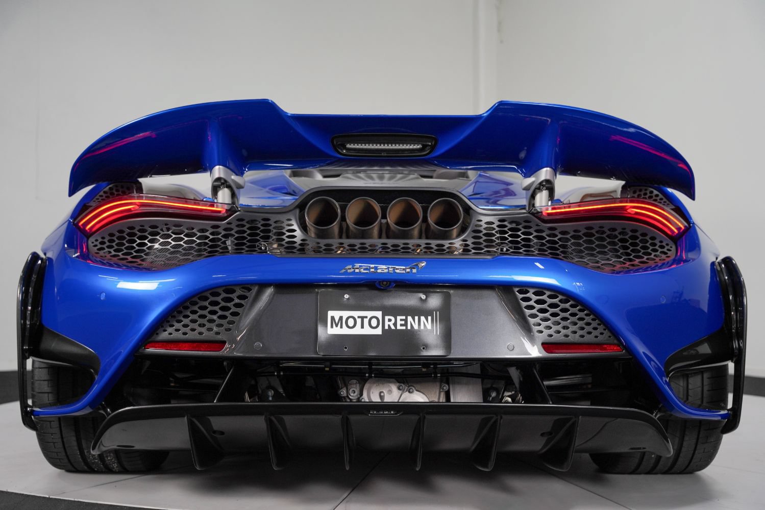 Used 2022 McLaren 765LT photo 27