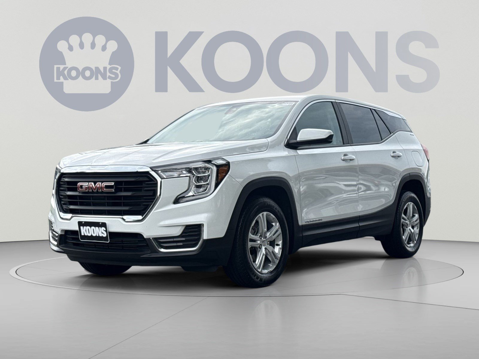 Used 2024 GMC Terrain SLE