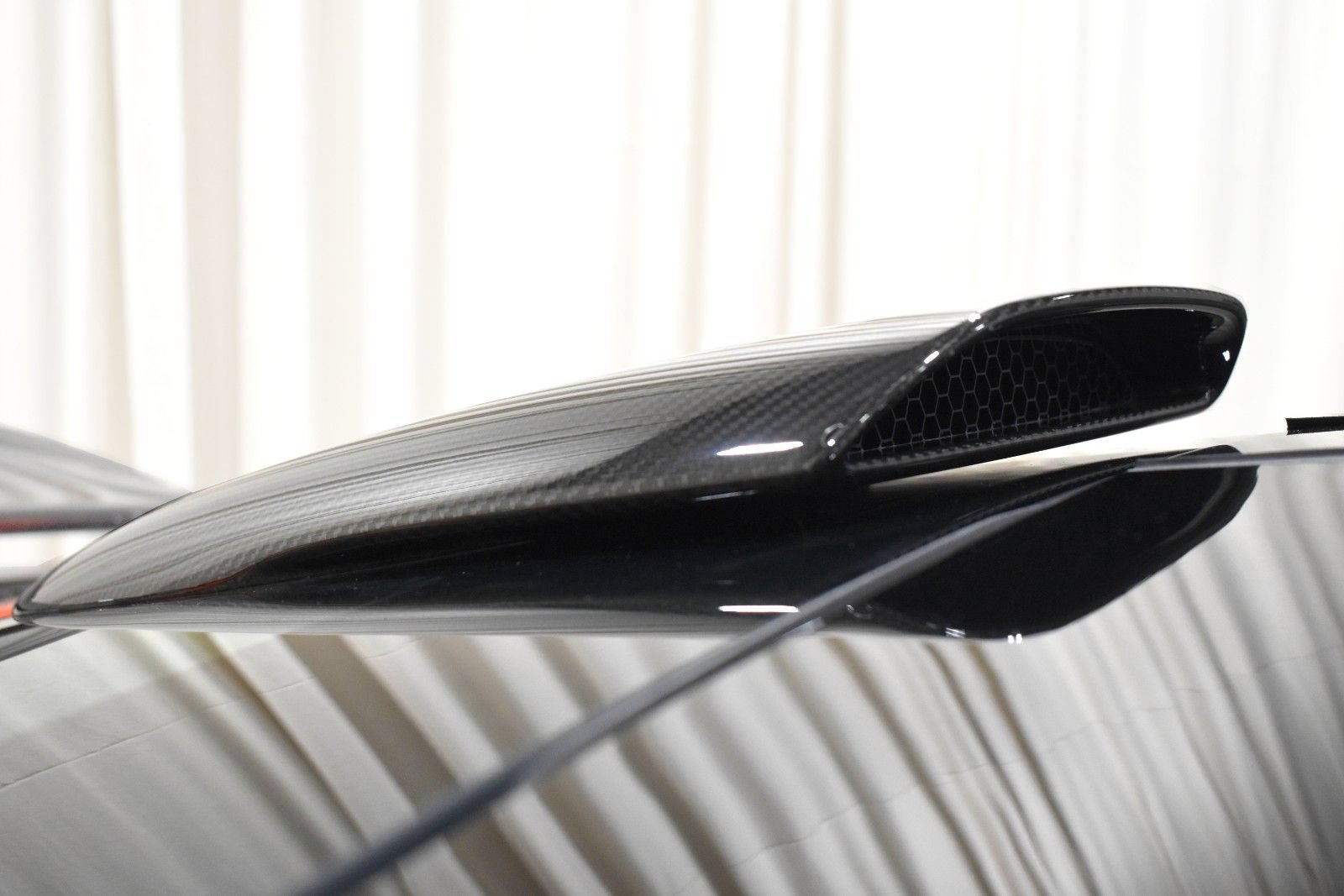 Used 2021 McLaren 765LT photo 11
