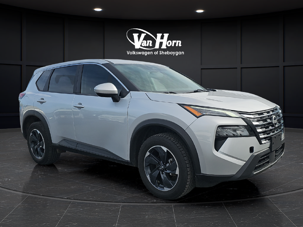 Used 2024 Nissan Rogue SV