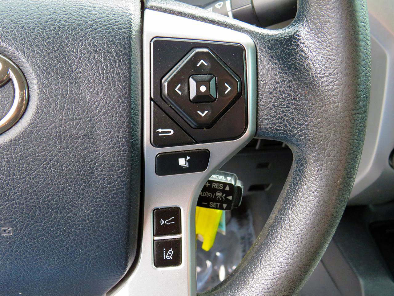 2018 Toyota Tundra SR5