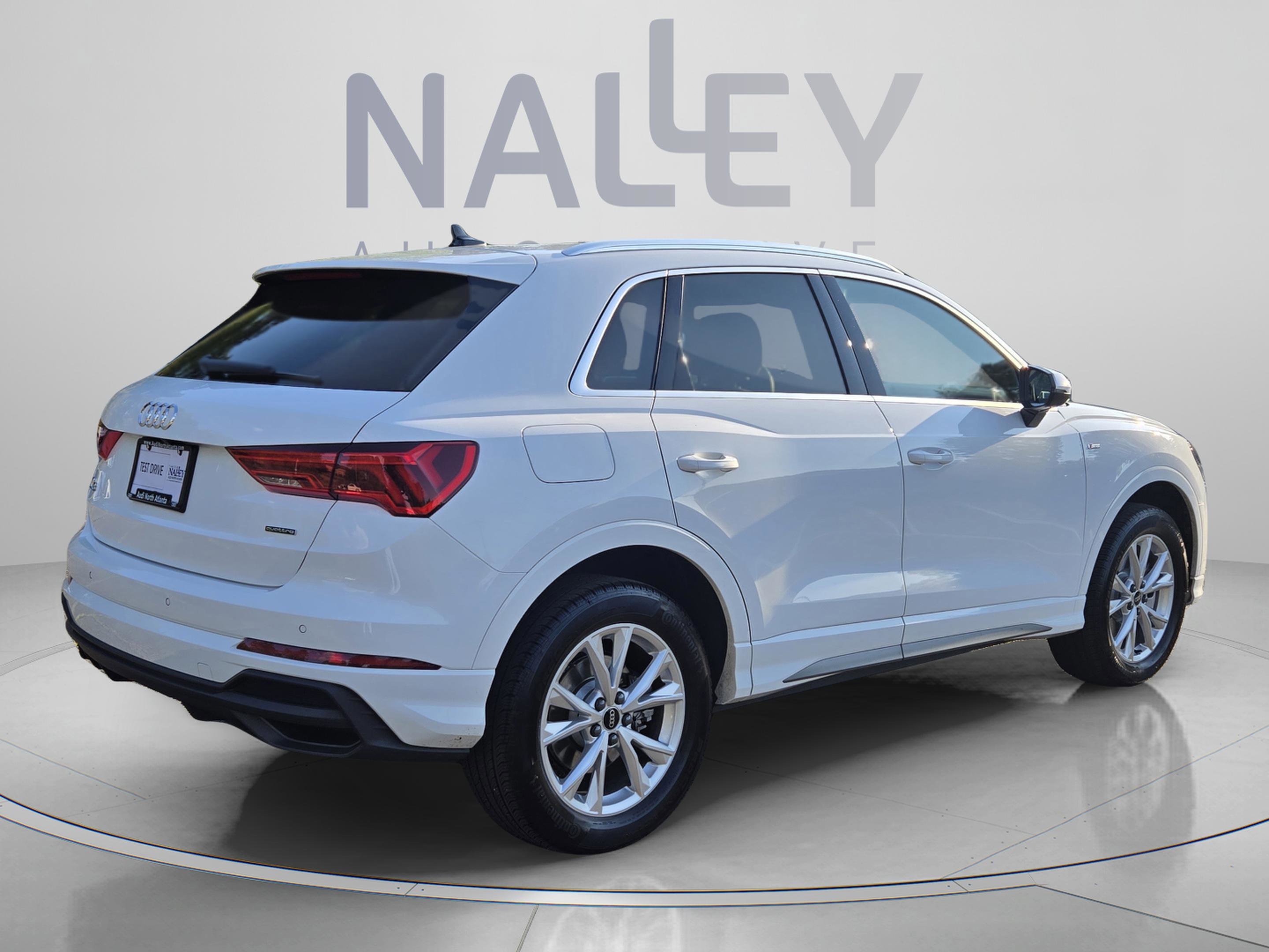 2025 Audi Q3 2.0T Premium