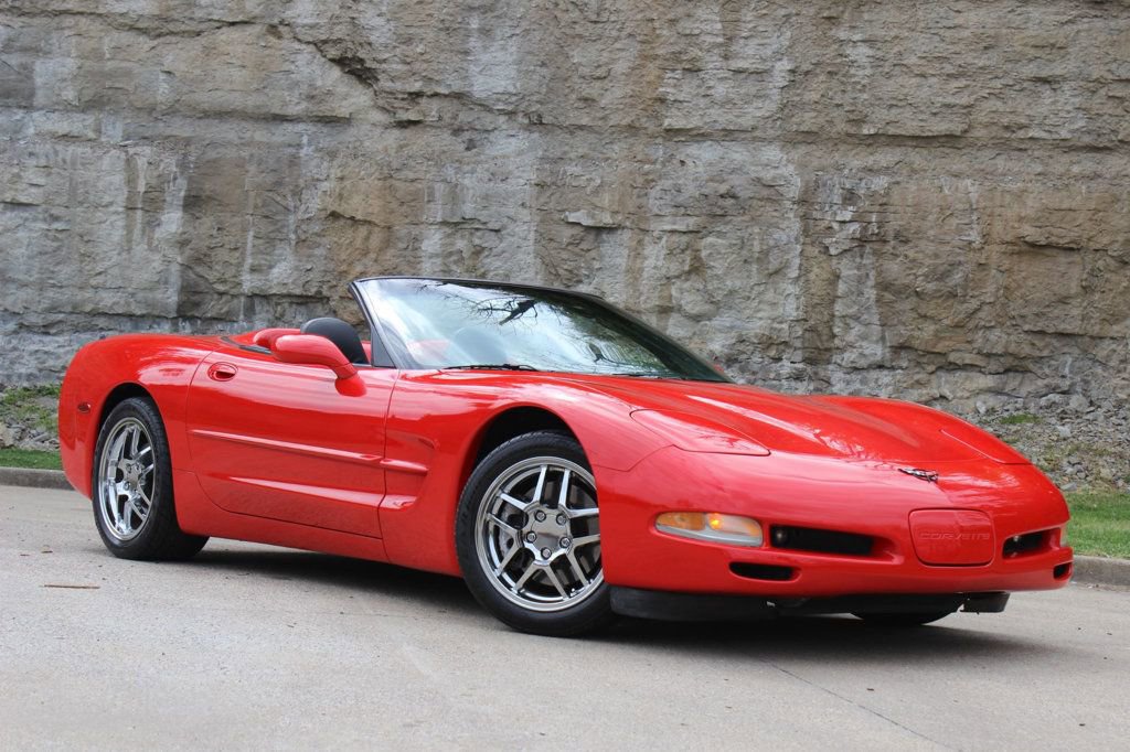 Used 1998 Chevrolet Corvette Convertible w/ Performance Handling Pkg