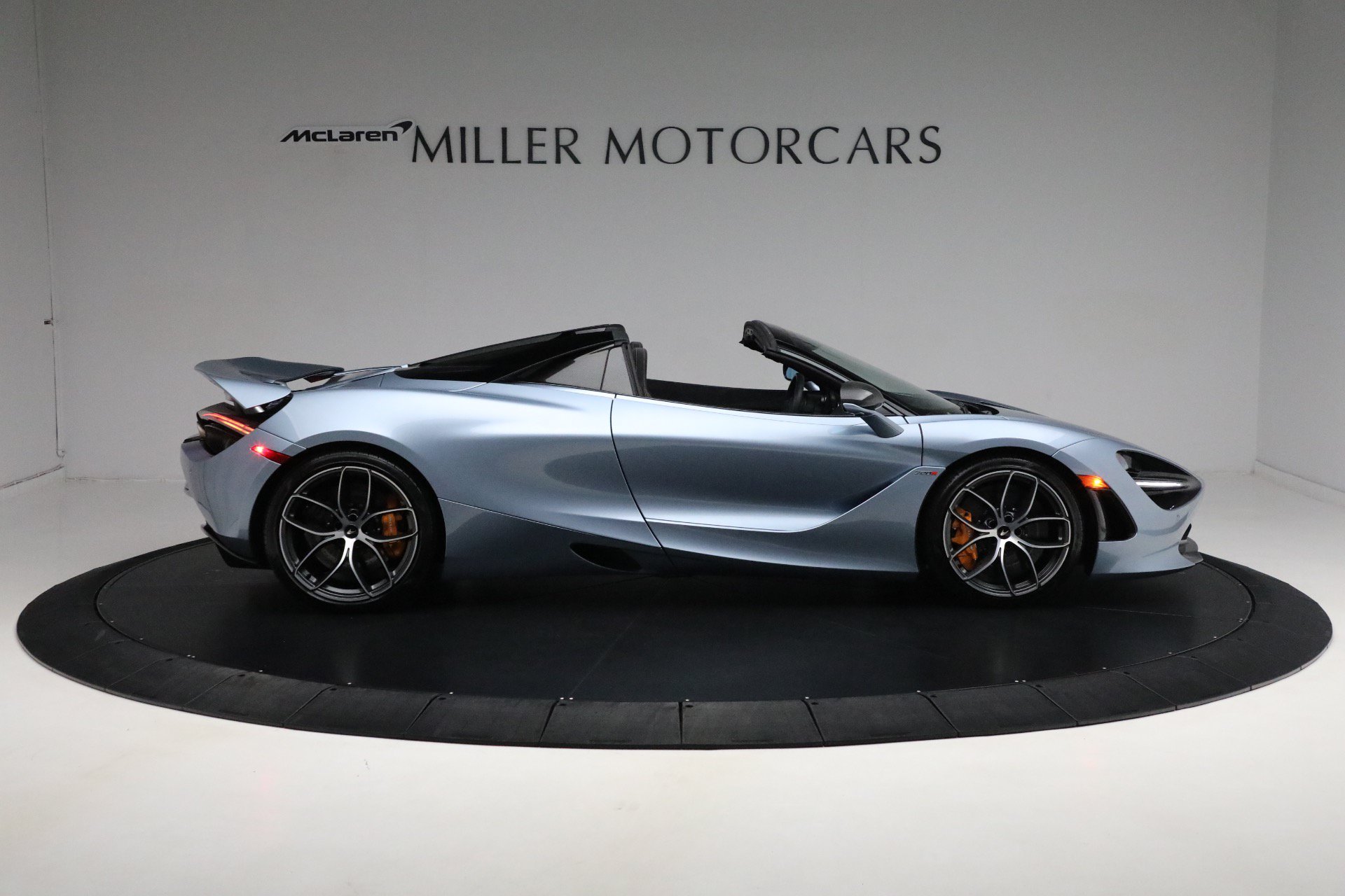 Used 2023 McLaren 720S Performance photo 9