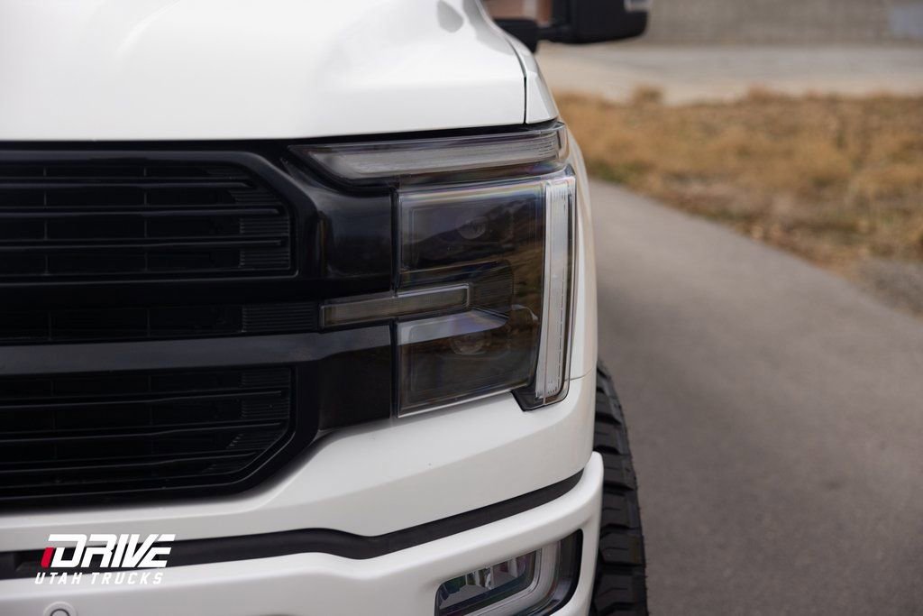 2025 Ford F150 Platinum