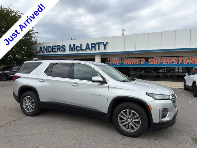 Used 2022 Chevrolet Traverse LT